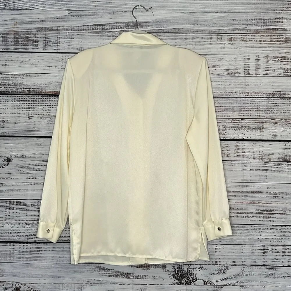 Ivory Blouse - Picture 2 of 7